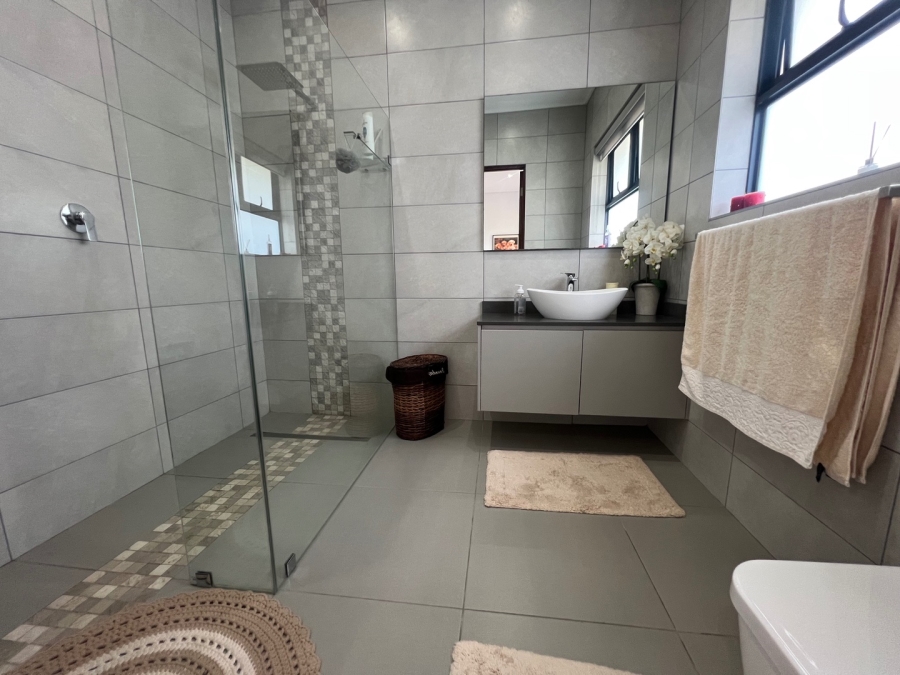 3 Bedroom Property for Sale in Oubaai Western Cape